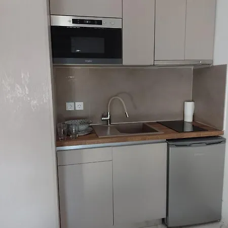 Апартаменты ιόλη *