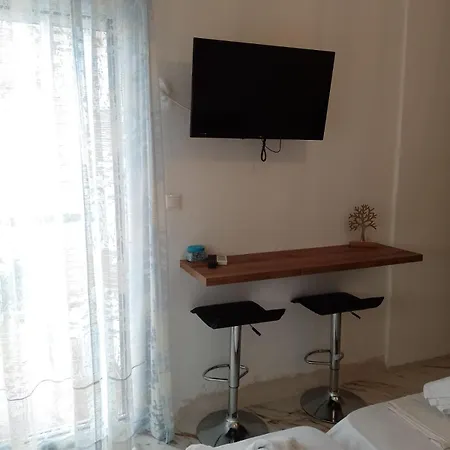 ιόλη